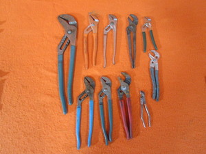 lot 65 image: Pliers