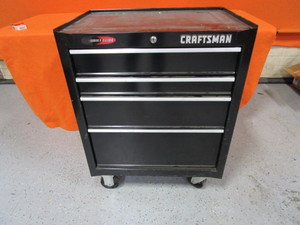 lot 14 image: Craftsman Toolbox 27x18x34