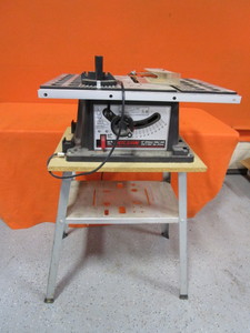 lot 19 image: SkillSaw 10 Tablesaw