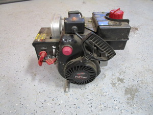 lot 93 image: Tecumseh 5.5 hp Motor