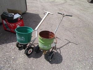 lot 103 image: 2 Fertilizer Spreaders