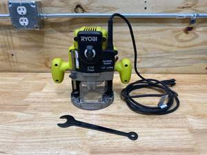 lot 91 image: RYOBI 10 Amp 2 HP Plunge Base Router with Carrying Bag