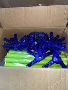 lot 1 image: UNBRANDED EEZY PEEZY MONKEY BAR CLIMBER. SEE PICTURES