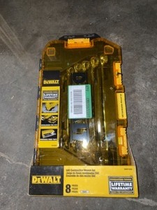 lot 13 image: DEWALT SAE COMBINATION WRENCH SET (8-PIECE). SEE PICTURES