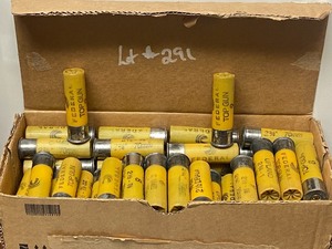lot 291 image: Box Of (86) 20gauge #8-Shotshells (...