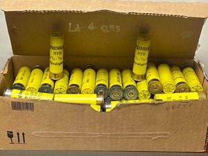 lot 293 image: Box Of (88) 20gauge #8-Shotshells (...