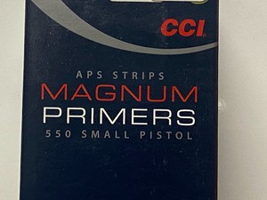 lot 300 image: (1000) Count Box Of CCI Magnum Prim...