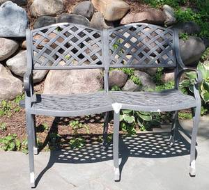 lot 124 image: Molded Aluminum Garden Bench