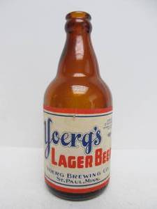 lot 74 image: Orig Vintage YOERGS StubbySteinie Paper Label Beer Bottle