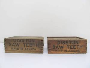 lot 206 image: 2 Antique DISSTON Saw Teeth Dovetailed Wood Advertising Boxes