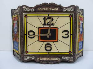 lot 212 image: Vintage OLD STYLE Lighted Beer Clock