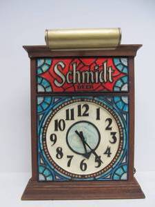 lot 102 image: Vintage SCHMIDT Stained Glass Style Beer Clock 