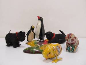 lot 198 image: Group of Vintage 1950s era Tin etc Animal Toys