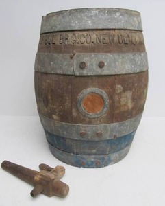 lot 232 image: Antique Pre-Prohibition SCHELL Brewing Company Beer Keg Barrel