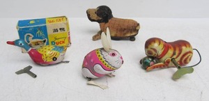 lot 241 image: Group of Vintage Tin Toy Animals 