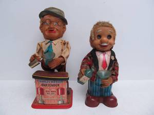 lot 243 image: 2 Vintage Battery-Op Bartender Toys - Charley Weaver