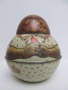 lot 141 image: Original Antique MAYOS Cut Plug Roly Poly Tobacco Tin