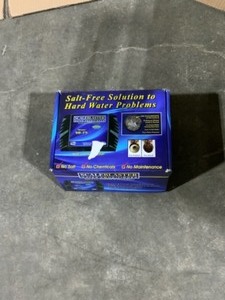 lot 7 image: SCALEBLASTER 0-19 GPG ELECTRONIC WATER CONDITIONER (INDOOR USE ONLY). SEE PICTURES