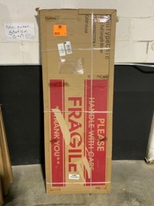 lot 58 image: UNBRANDED 64 IN. X 21 IN. MODERN RECTANGLE METAL FRAMED GOLD FULL LENGTH FLOOR MIRROR STANDING MIRROR. SEE PICTURES