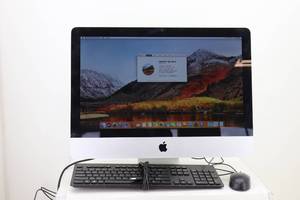 lot 1 image: 21.5 iMac All-in-one
