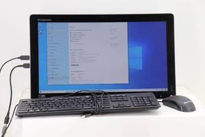 lot 7 image: Lenovo Horizon 19.5 LED All-in-one