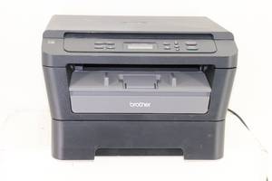 lot 21 image: Brother DCP-7060D Printer