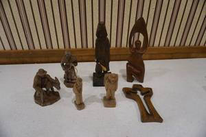 lot 199 image: Wood statues