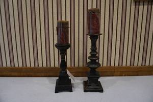 lot 200 image: Candles, sticks