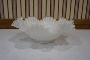 lot 213 image: large glass