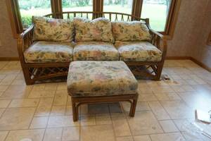 lot 228 image: Bamboo couch