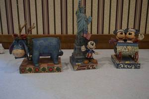 lot 229 image: Disney figures