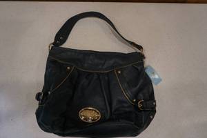lot 252 image: purse