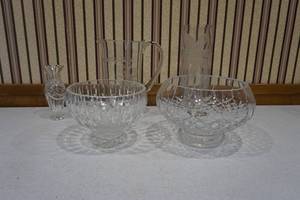 lot 257 image: vase, pitcher, bowl