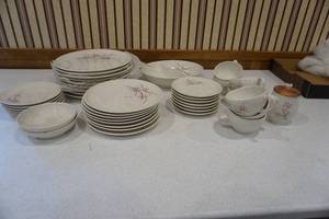 lot 263 image: China