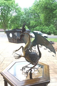lot 293 image: Lawn ornament
