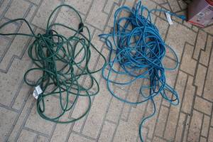 lot 355 image: Multi cord