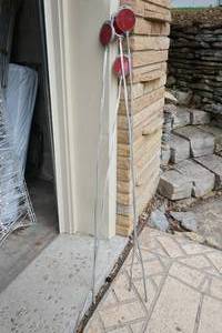 lot 365 image: Driveway markers
