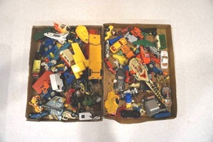 lot 383 image: Die cast toys
