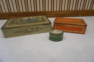 lot 51 image: Tin boxes