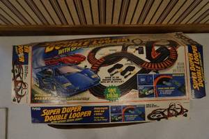 lot 87 image: Train set