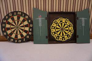 lot 98 image: Dart boards, accessories