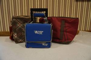 lot 125 image: Thermal bags