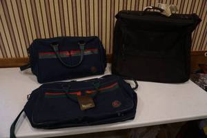 lot 170 image: Travel bags