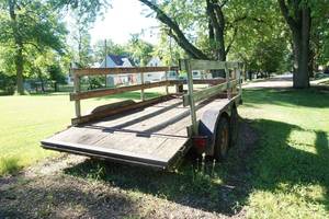 lot 398 image: Tandom dove tail trailer