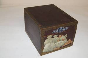 lot 3 image: Very Rare 1920s Chevrolet Dealership Desktop Rolodex Box