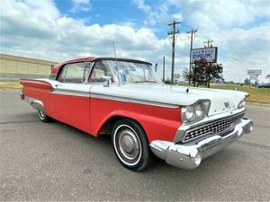 lot 2 image: 1959 Ford Fairlane 500 Retractable Hardtop - 332 cu in V8, Automatic