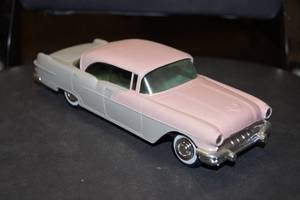 lot 110 image: 1956 Pontiac Star Chief Dealership Promo Scale Model Car