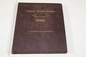 lot 130 image: Vintage General Motors Dealer Accounting System Manual