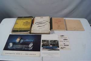 lot 145 image: Vintage LincolnMercury Manuals and Sales Brochures