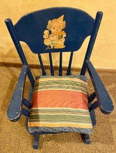 lot 62 image: Small Vintage Rocking Chair